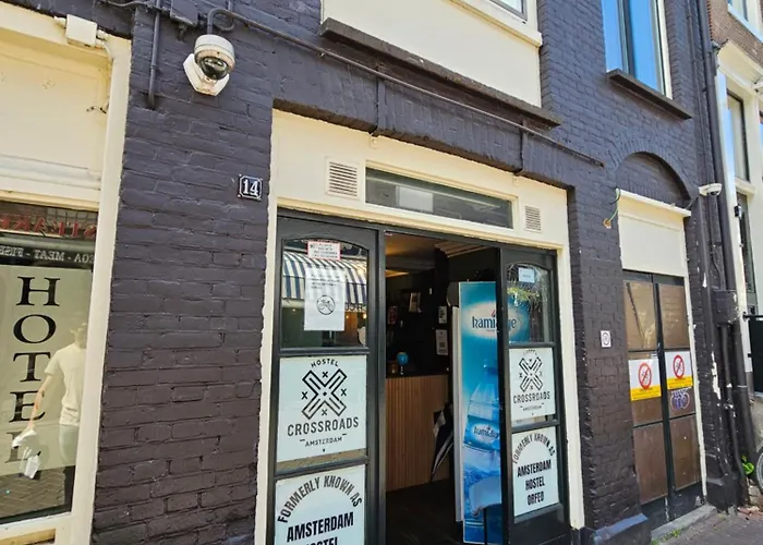 Crossroads Hostel Amsterdam